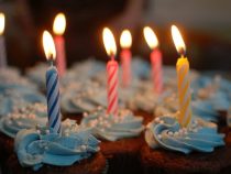Pensez éco-responsable en choisissant de la vaisselle jetable recyclable ou réutilisable à l’occasion de la célébration d’un mariage, d’un anniversaire, etc.