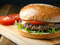 Quelle quantité de steak haché par personne pour un burger